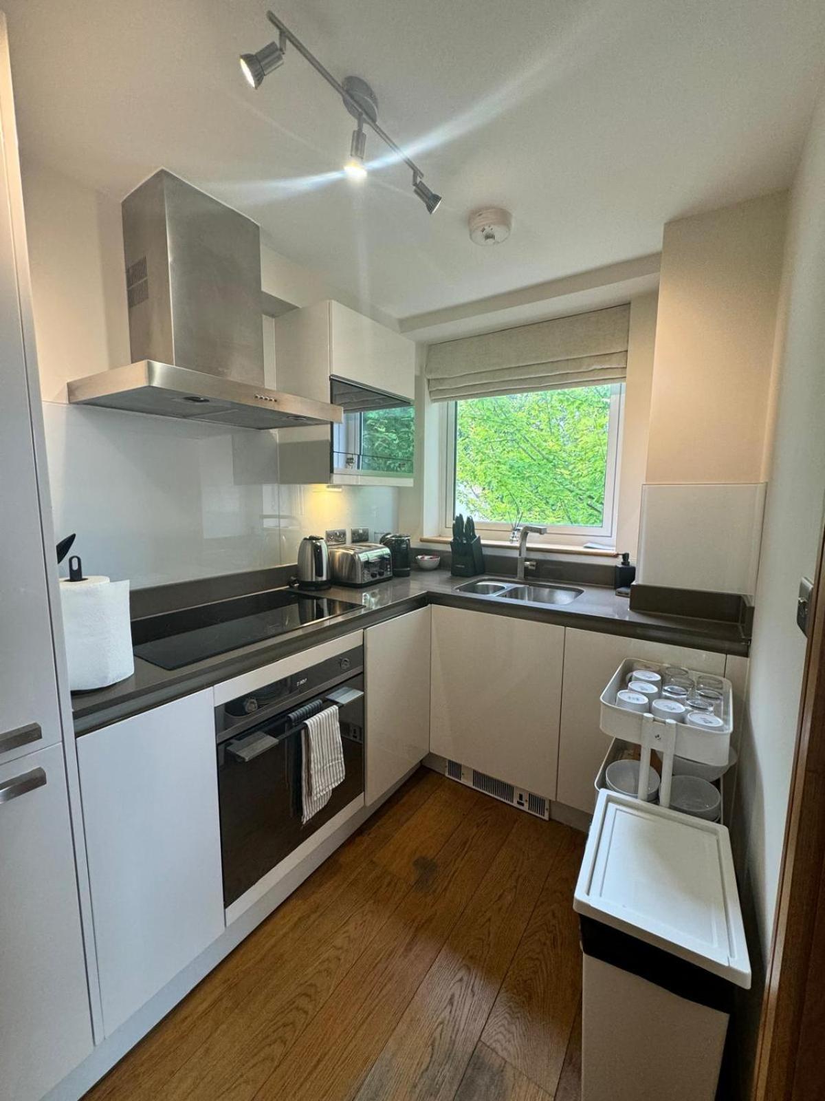 Westwood House Appartement Londen Buitenkant foto