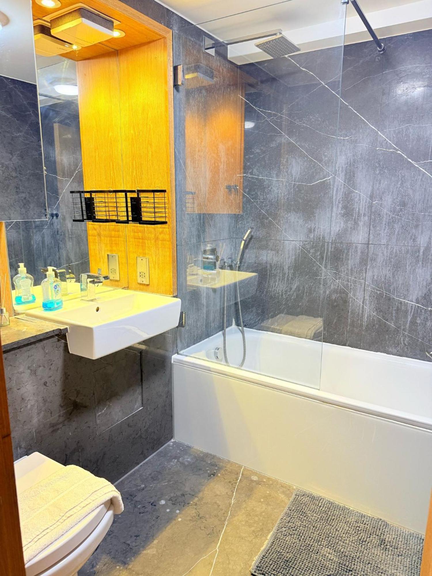 Westwood House Appartement Londen Buitenkant foto